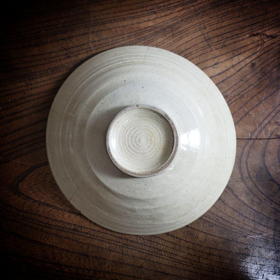 茶碗 平茶碗 盛皿 茶道具 茶器 抹茶碗 草花文様 ろくろ目