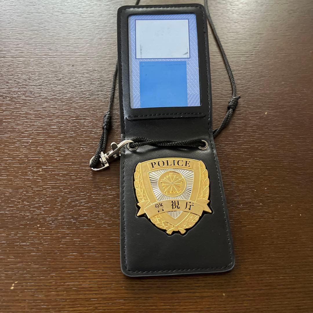 レプリカ警察手帳、警察バッチ