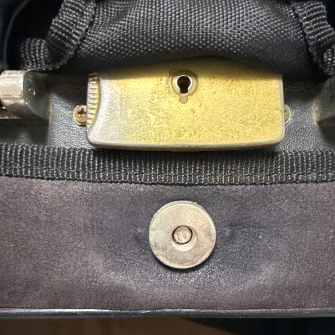 スーパーライト　限定バイオリンケース