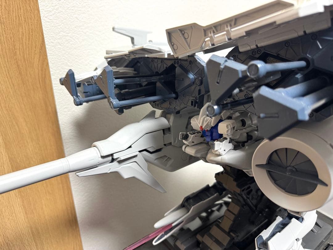 1/144 HGデンドロビウム 再入手のチャンス再び！根強い人気の超巨大ガンプラ「HG