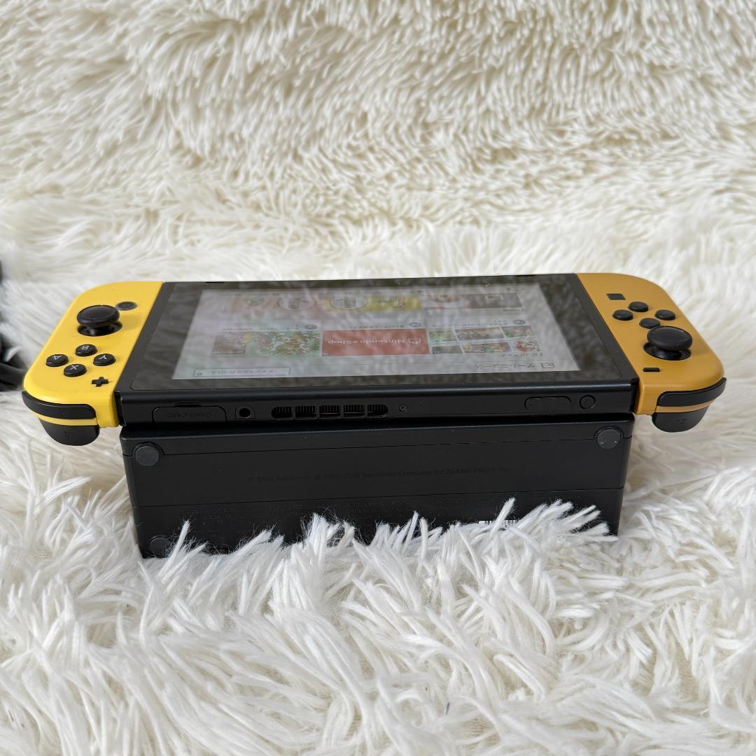 希少⭐️ニンテンドースイッチ 本体 ピカブイ仕様限定品 任天堂 SWITCH