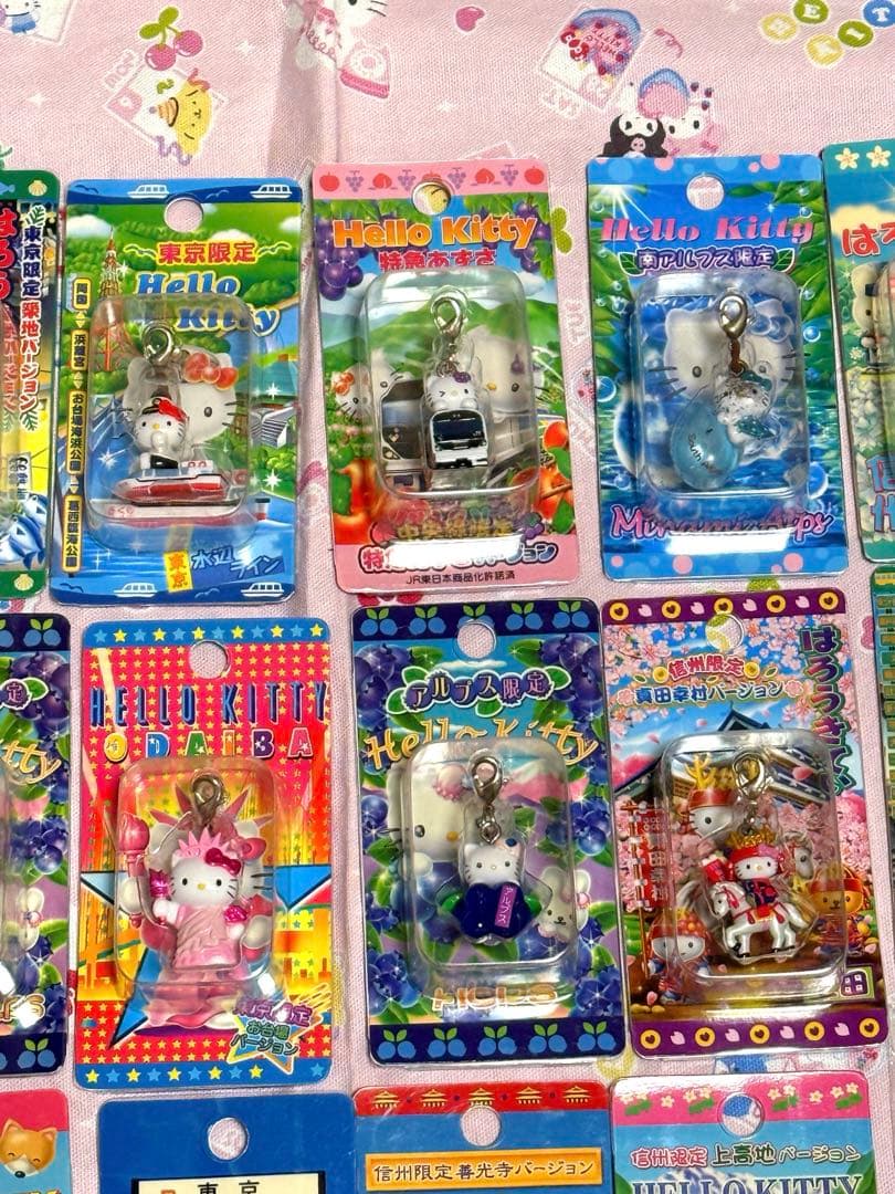 ご当地限定　ハローキティ ファスナーマスコット 38個まとめ売り　ダニエル