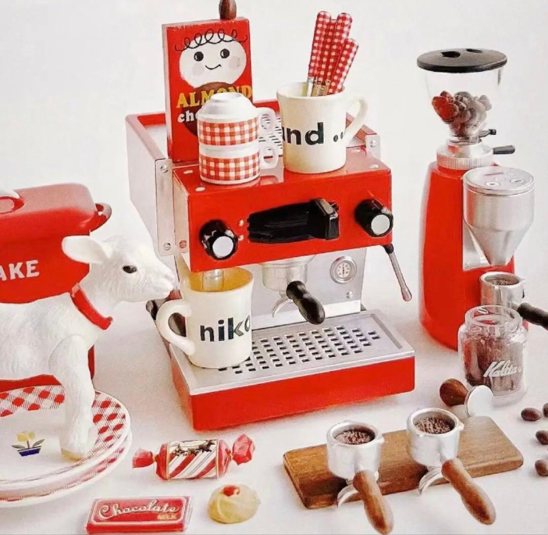ミニチュア　コーヒーマシン　エスプレッソマシン　チェリーレッド　ドールハウス