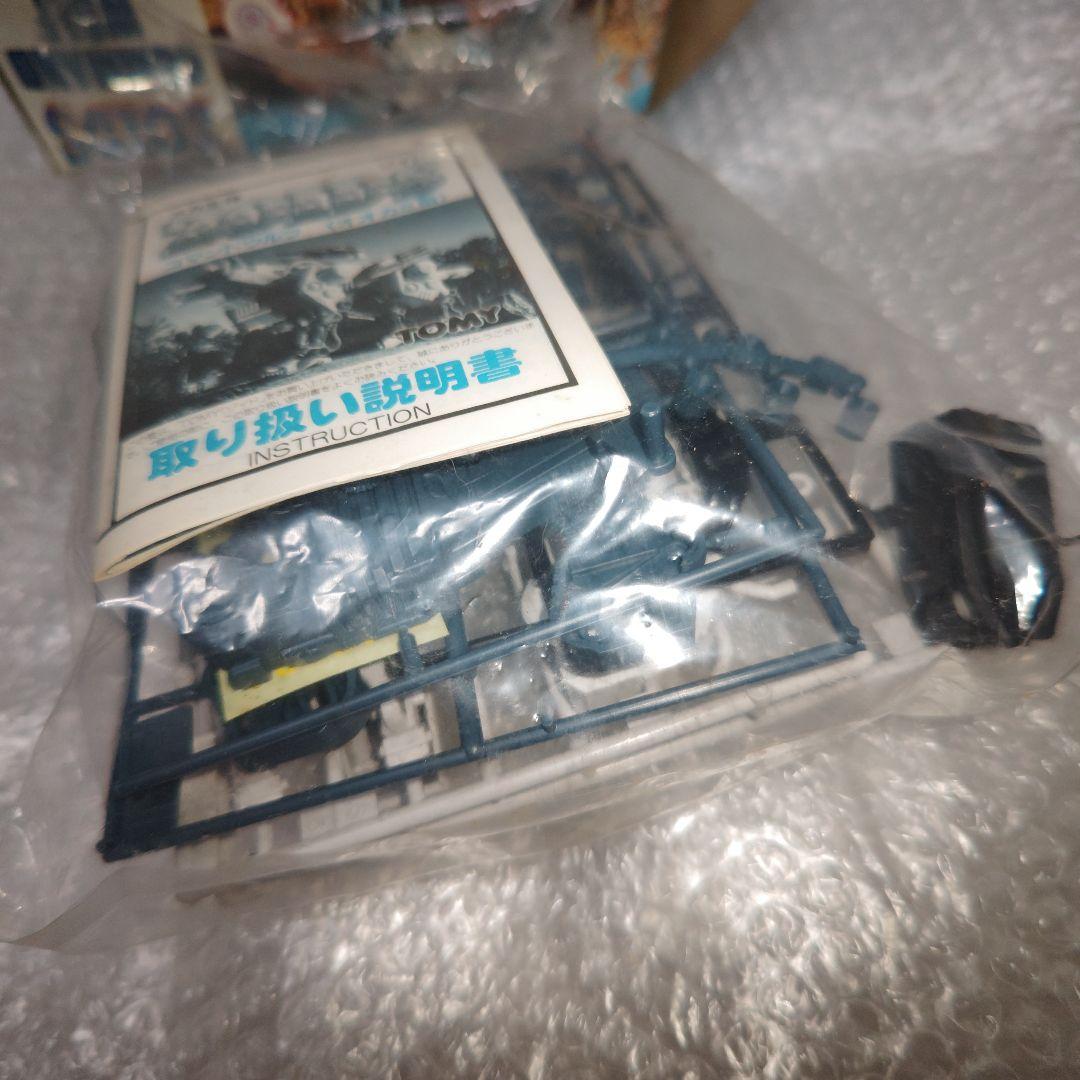 ゾイド　コマンドウルフ　オオカミ型　高機動極地戦型　RHI-3　未組立