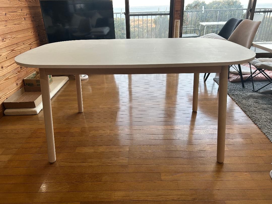 ダイニングテーブル IKEA