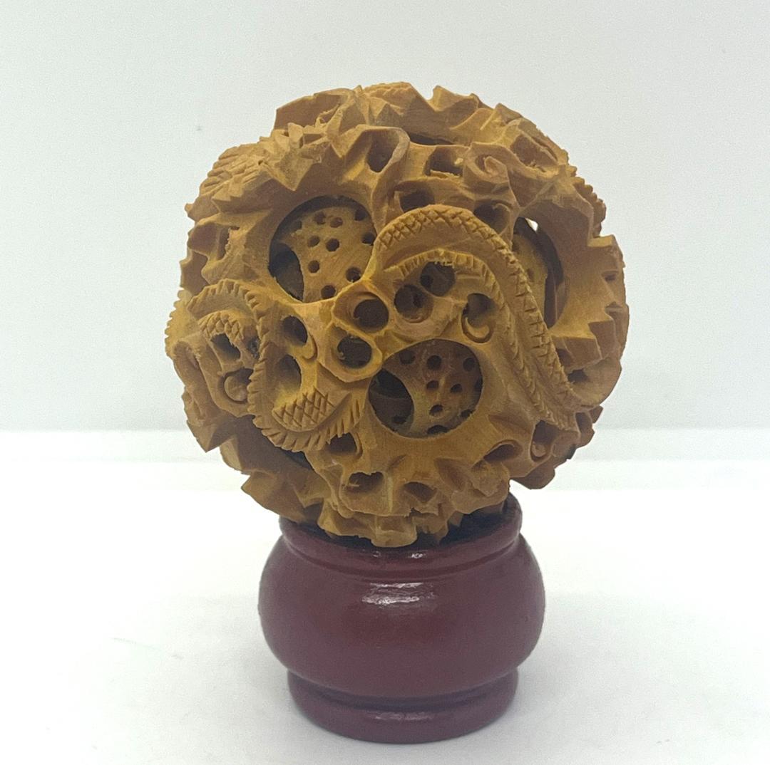 透かし彫り 木彫 球体置物 香炉風 台座付き 木工工芸品 無銘 中古 古