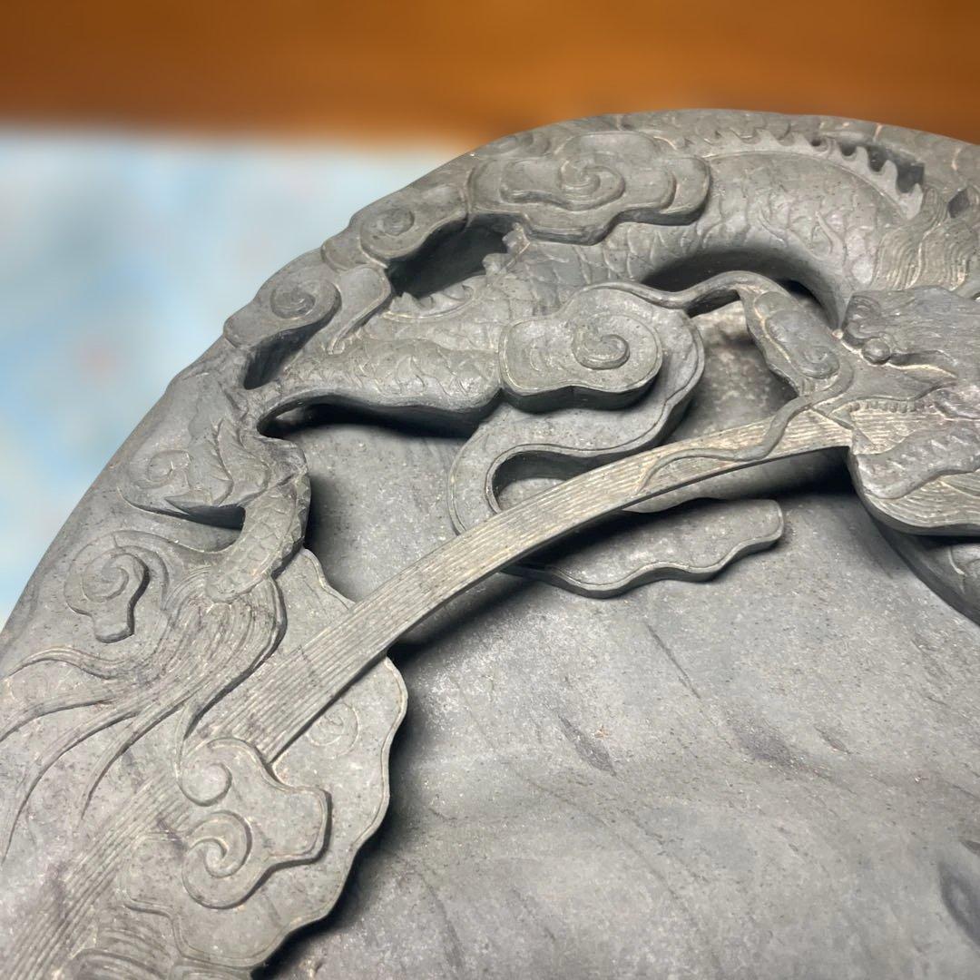 一点物一枚岩大きな龍彫刻の石製硯