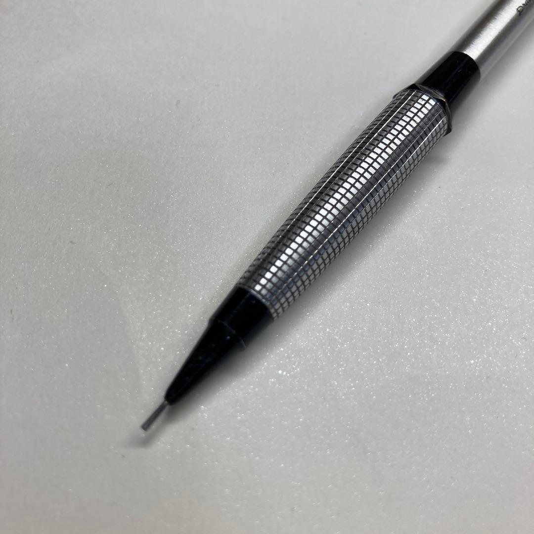 UCHIDA製0.3mmの製図用のシャープペンシル、0.3mm 替え芯付き