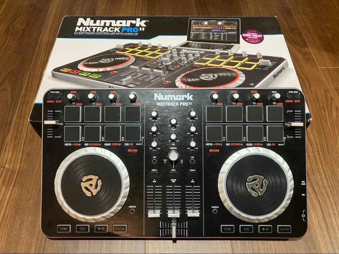 Numark Mixtrack Pro II DJコントローラー
