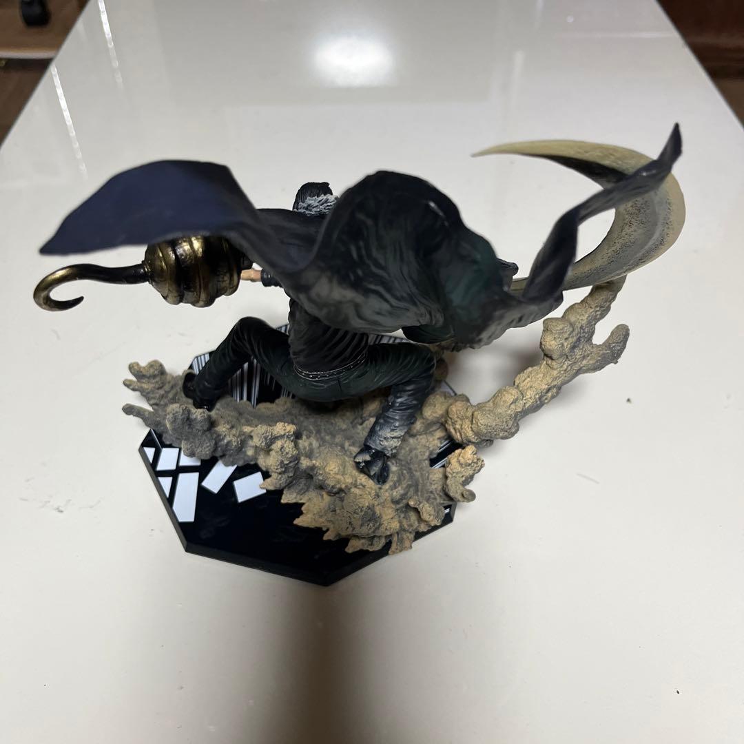 ワンピース クロコダイル フィギュア 約25cm