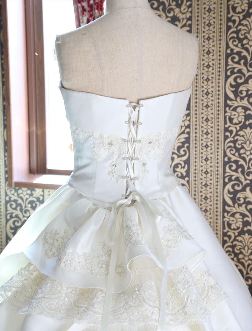 571ナチュラルビューティー高級ウエディングドレス11号13号15号編み上げ