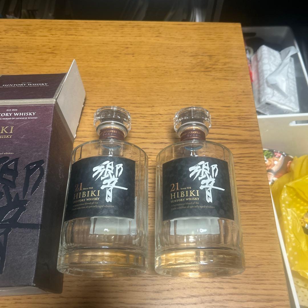響 21年 ウイスキー 空ビンと箱の2本セット