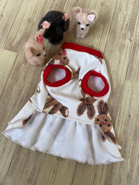 犬服 ワンピース(SS) ꒡̈⃝Lily꒡̈⃝ハンドメイド 値下げしました