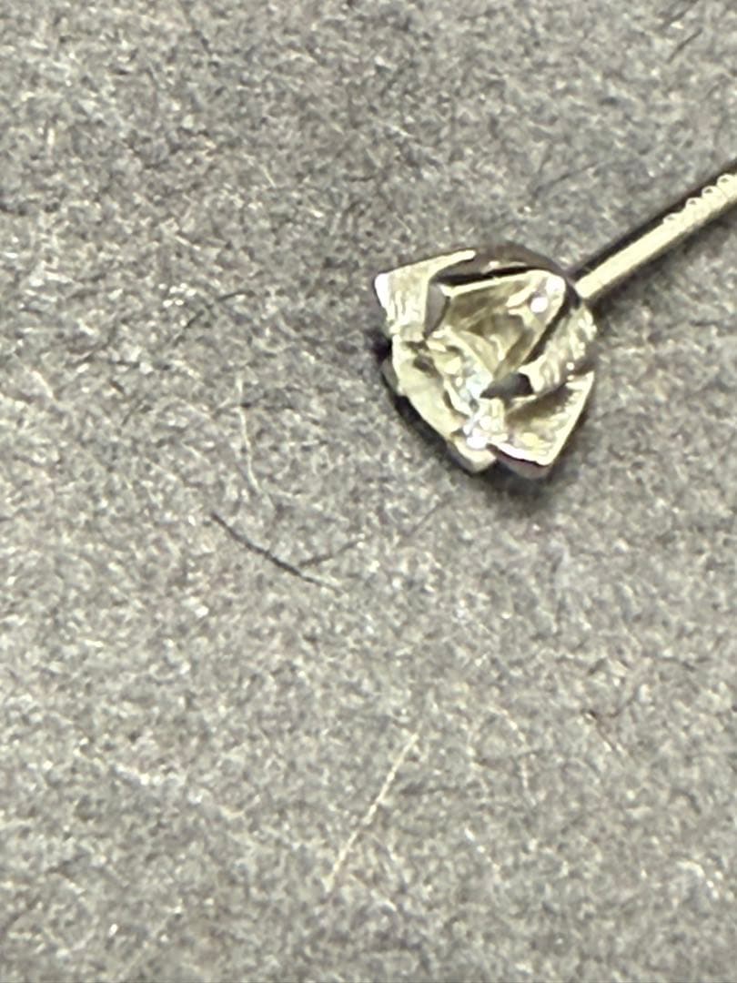 PT900 ダイヤ ピアス 0.142ct 1.0g