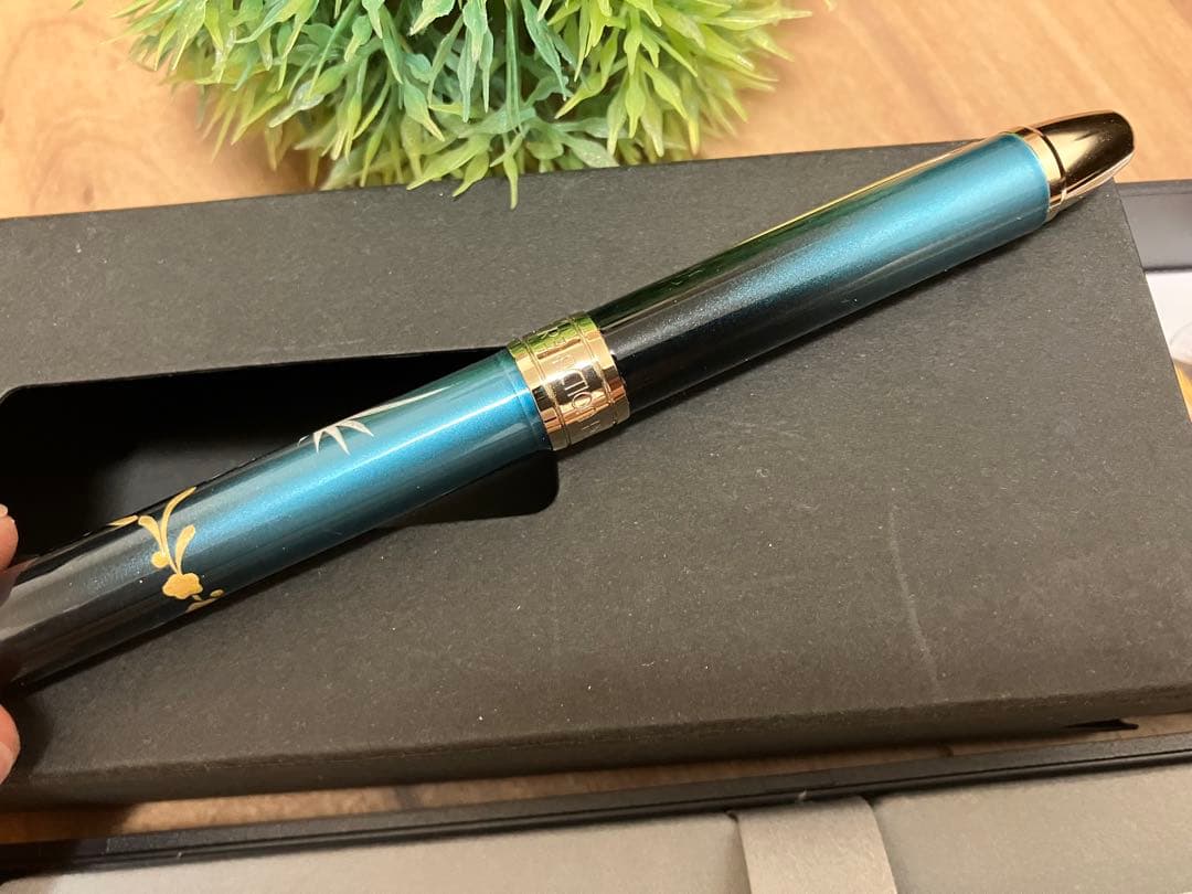 ⭐️羽生結弦 衣装モチーフ プラチナ ボールペン 玉虫塗 ダブル