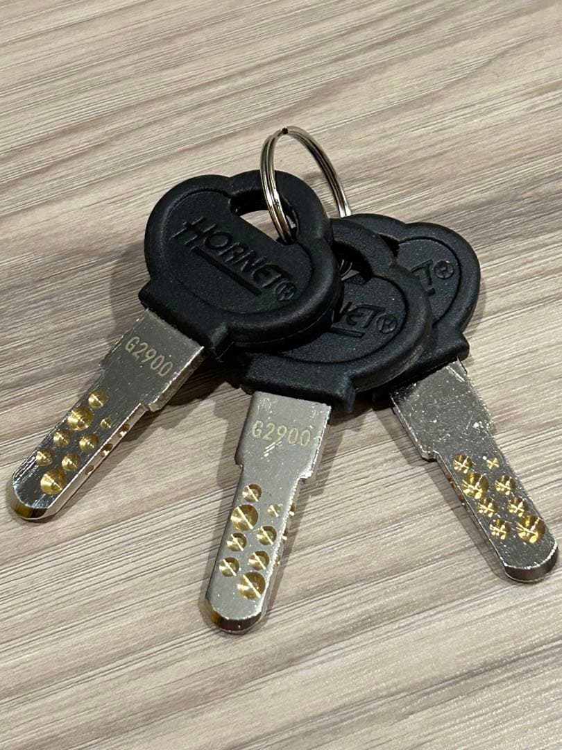 HORNET タイヤロック 鍵付き 防犯ステッカー付き