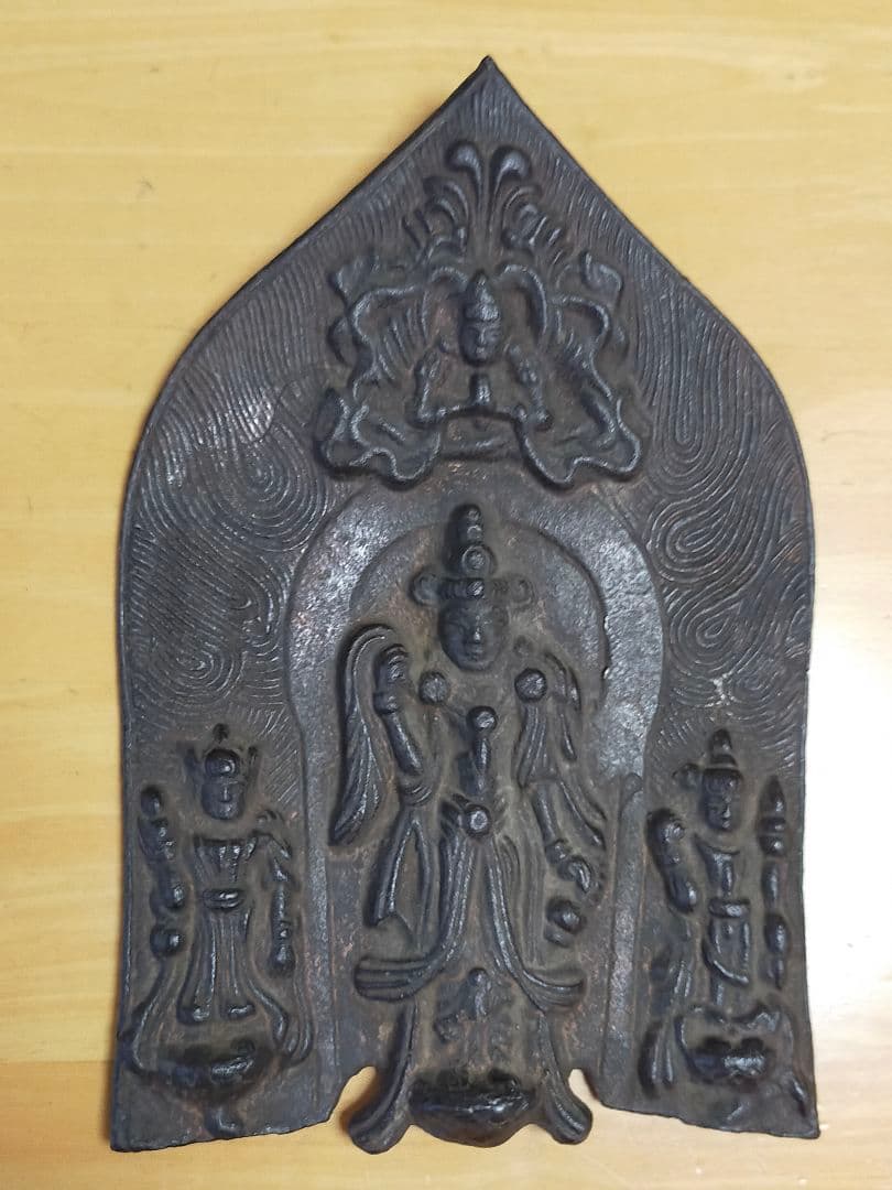 ♥仏像　中国　北魏様式　観世音菩薩　三尊像　桐箱付き　観音様　骨董品