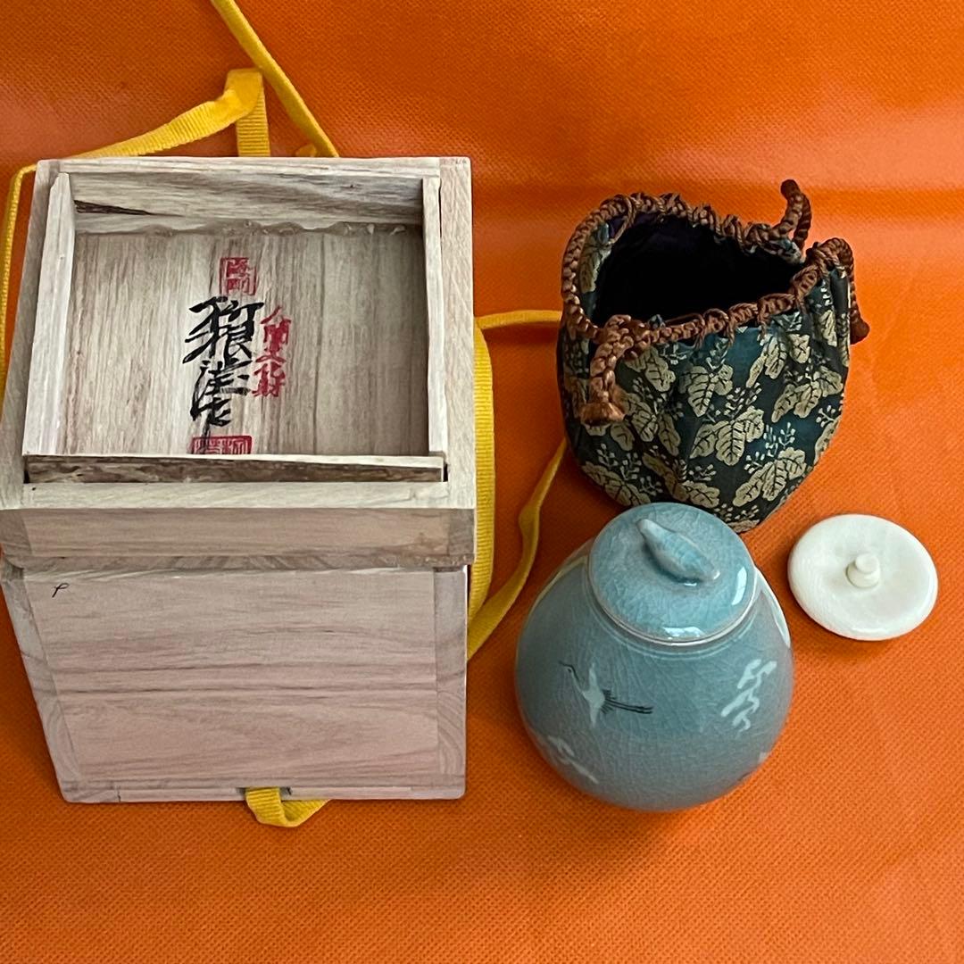 人間国宝 海剛 柳海剛 柳根瀅 高麗青磁象嵌曇鶴文 茶入 桐共箱 - メルカリ