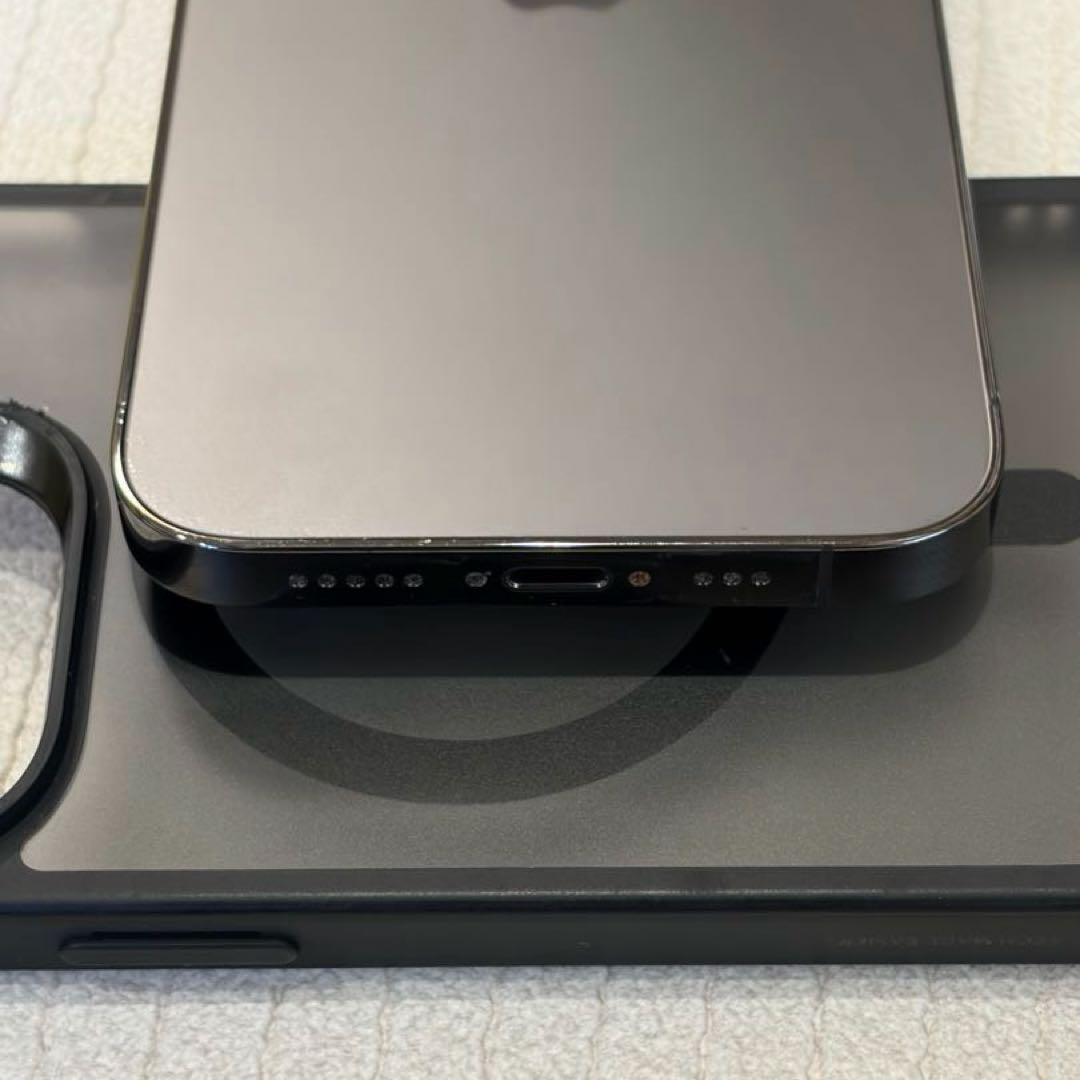 Apple iPhone 13 Pro グラファイト ケース付き 付属品未使用 iPhone 13