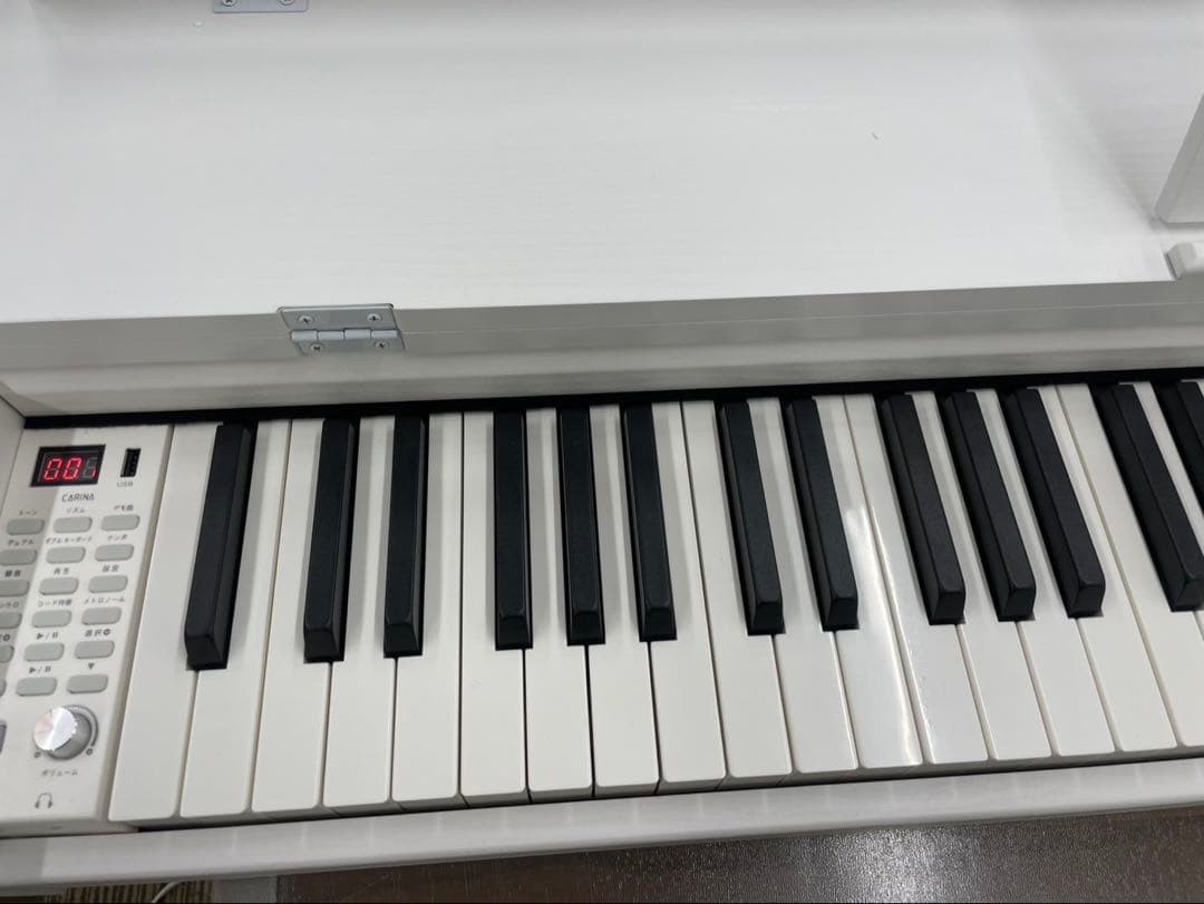 電子ピアノ88鍵盤 ハンマーアクション鍵盤 3本ペダル 訳あり ホワイト
