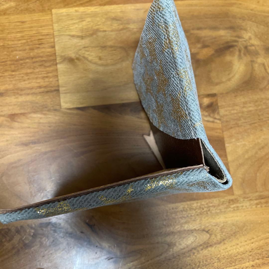 carmine 星柄 二つ折り財布