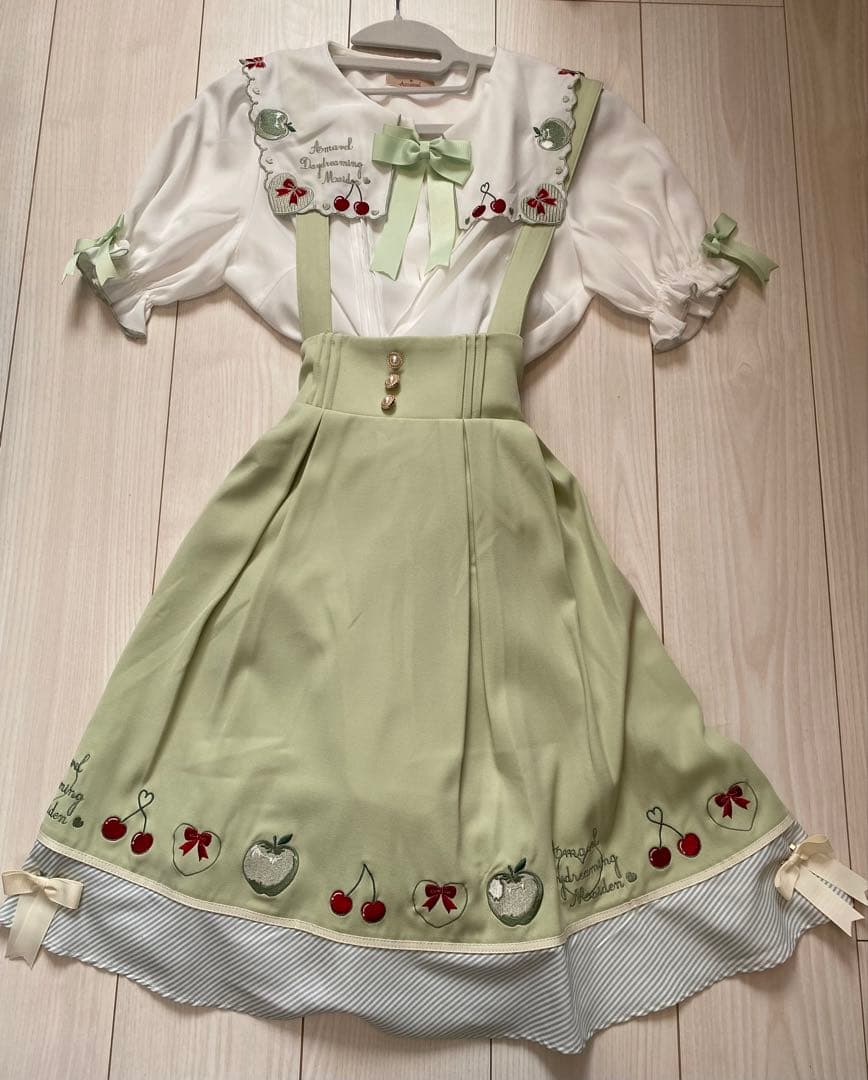 Amavel Apple ♡ Cherryブラウス/スカートミントグリーン