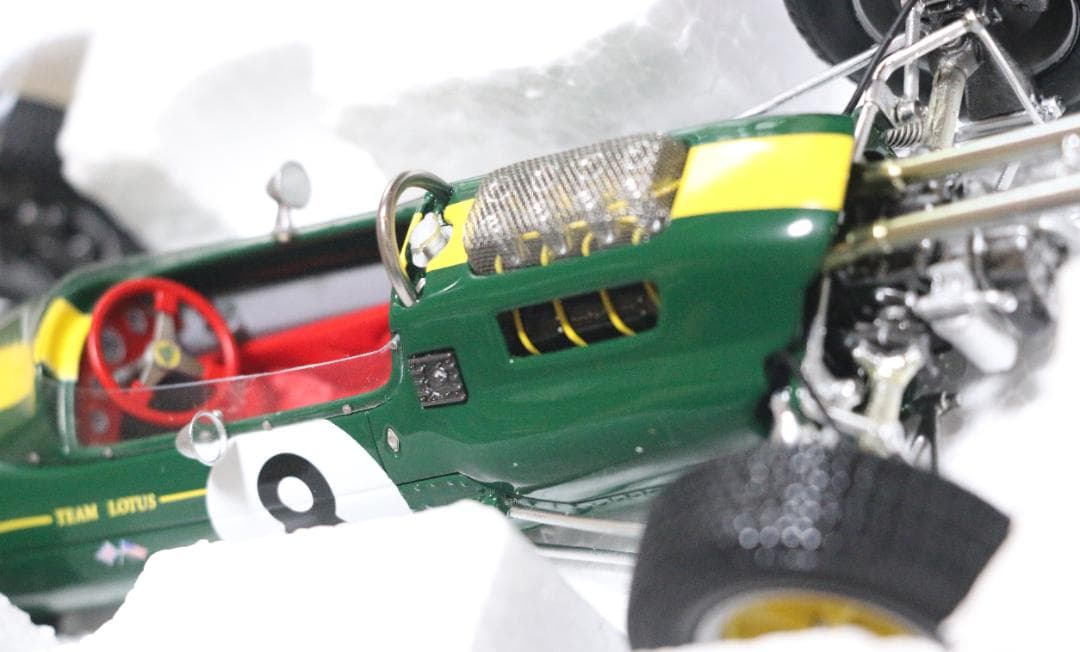 SPARK製 　ロータス２５　Ｊ・クラーク　１９６３チャンピオン 1/18