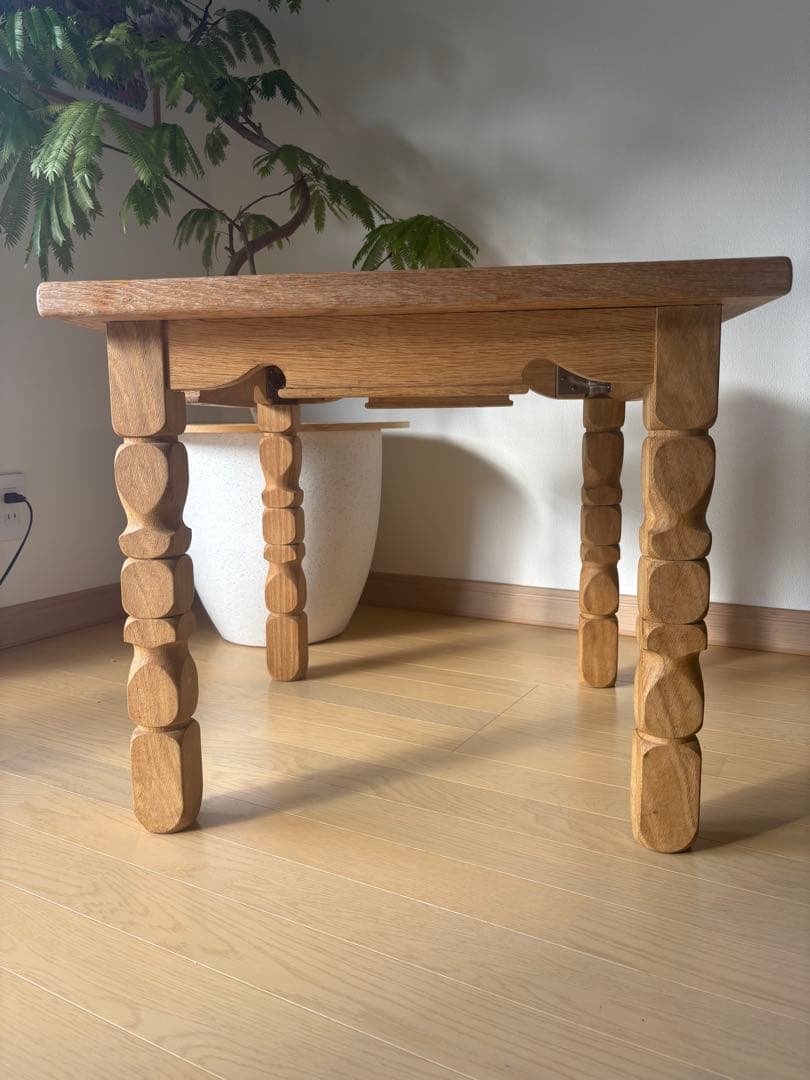 シャークアタック購入】タイル天板 アンティーク ローテーブル