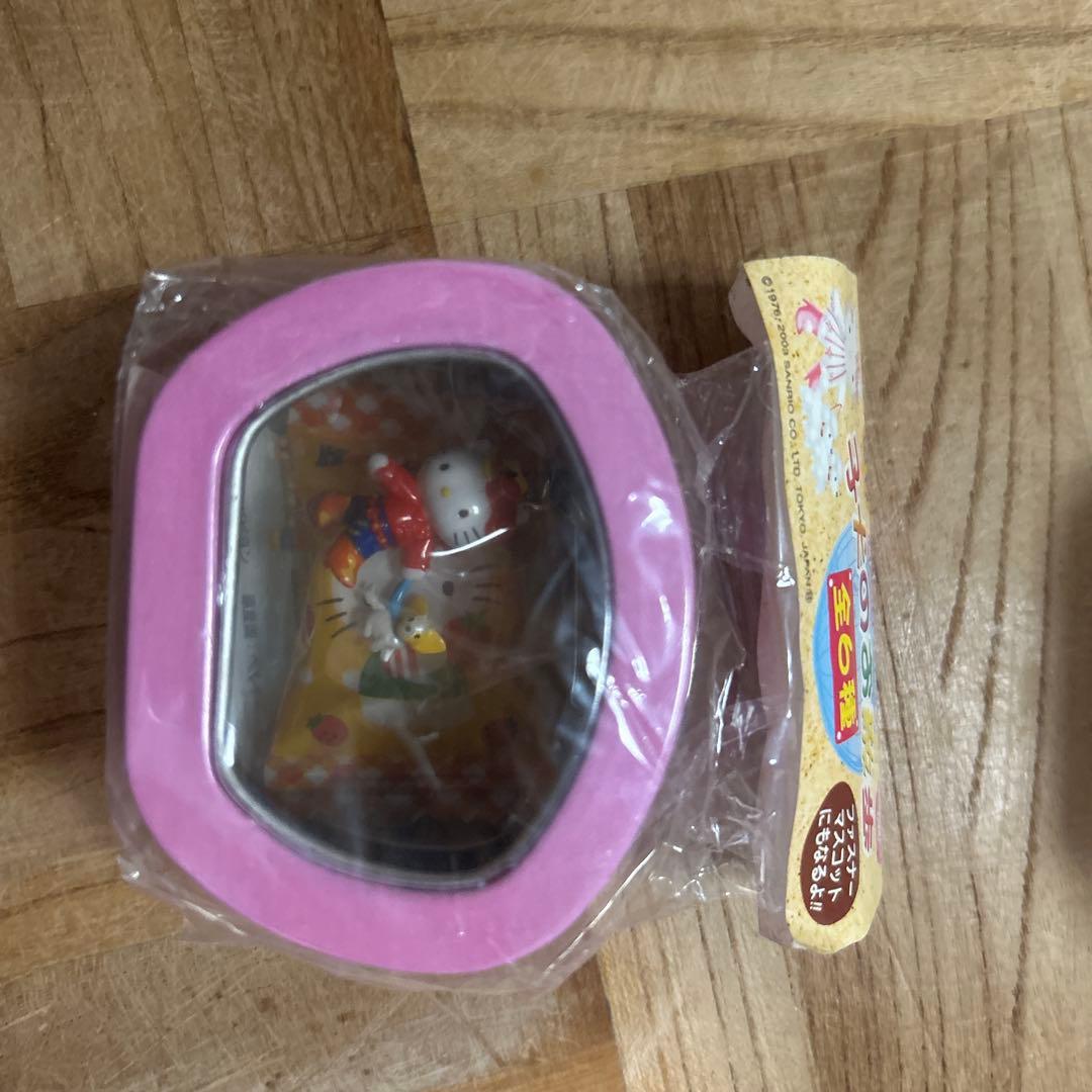 d*9様 ハローキティ 子犬のお散歩　5種類