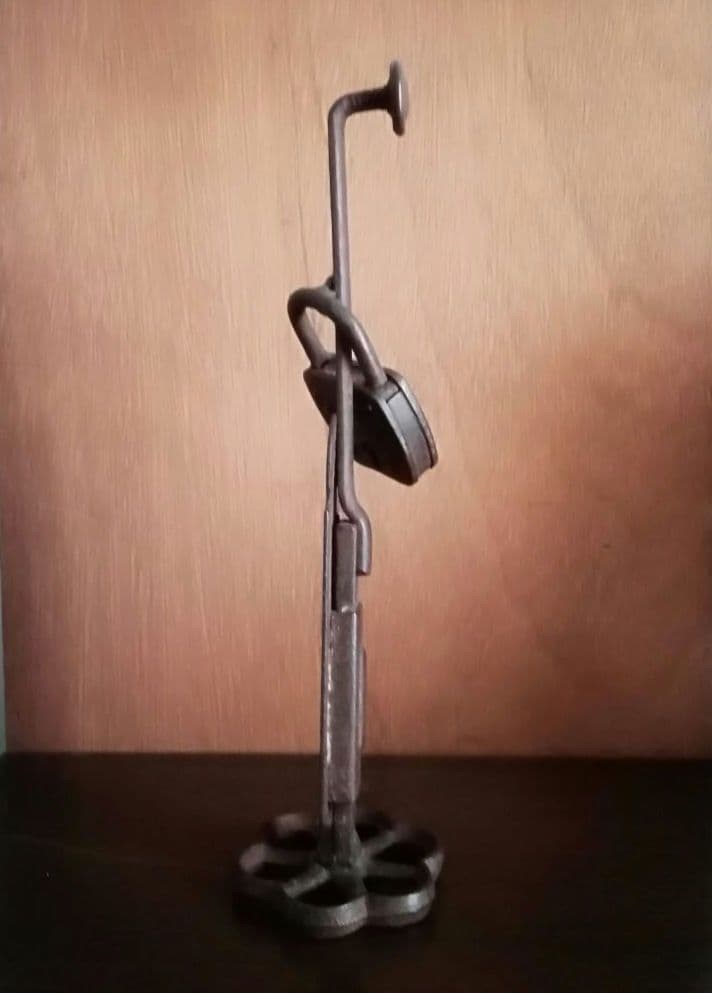 オブジェ　ディスプレイ　A.CEEN　アイアンキャスト　インダストリアルデザイン