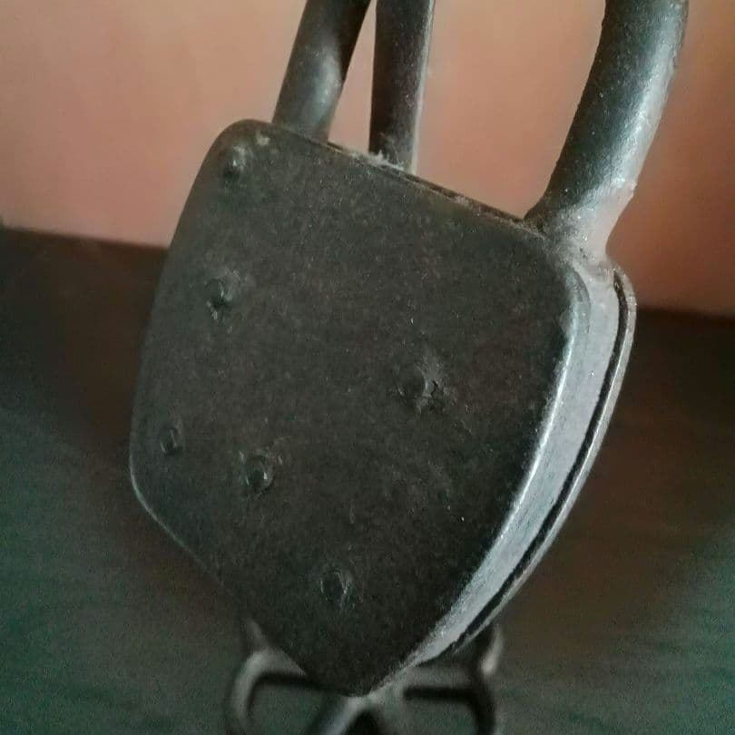 オブジェ　ディスプレイ　A.CEEN　アイアンキャスト　インダストリアルデザイン