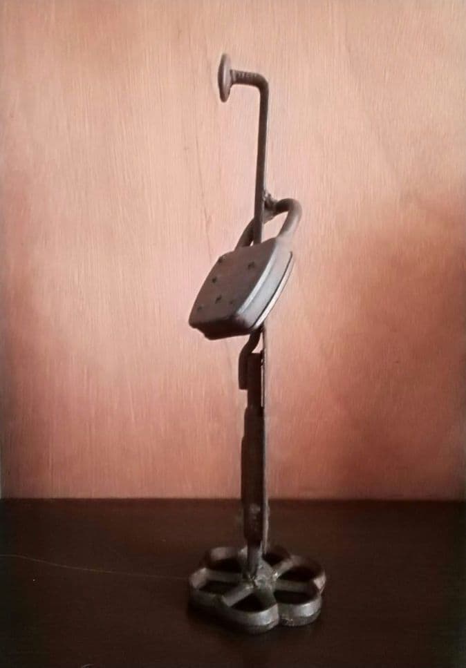 オブジェ　ディスプレイ　A.CEEN　アイアンキャスト　インダストリアルデザイン