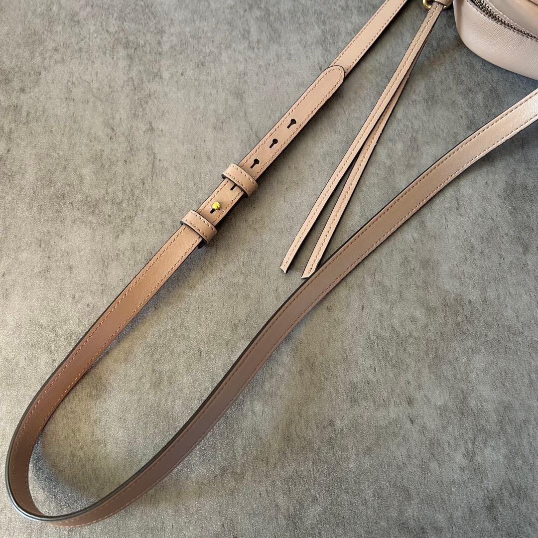 匿名配送 美品 GUCCI ショルダーバッグ GGマーモント キルティング