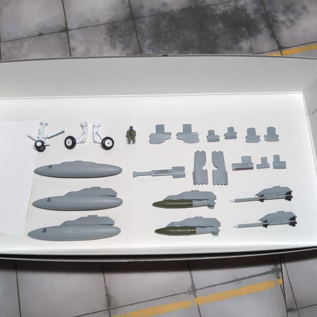 レア★ジェミニ・エース　F/A-18F VFA-103ジョリーロジャース1/72