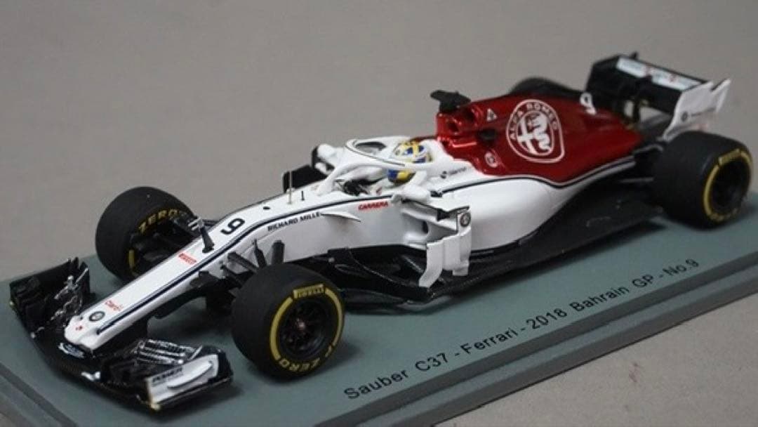 1/43 ザウバー アルファロメオ C37 フェラーリ