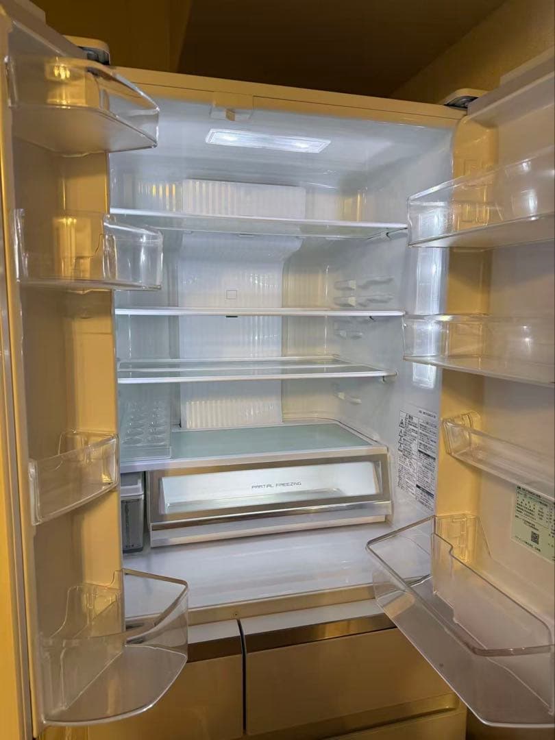 ホワイト 引き出し式冷蔵庫 パナソニック NR-F504GV 日本製　501L