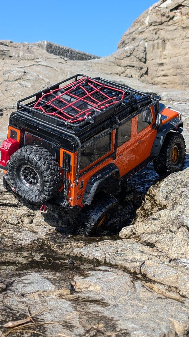 TRAXXAS TRX4 Defender 本体