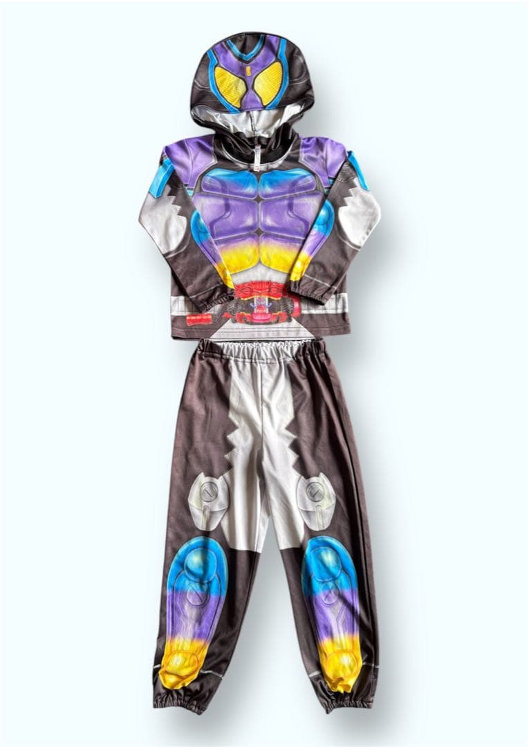 仮面ライダー ガヴ 光るDX変身スーツ パジャマ 110 - メルカリ