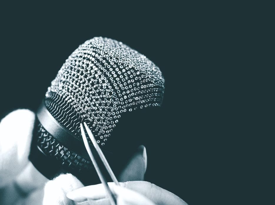 X'MAS SALE SENNHEISER e945 スワロフスキージルコニア