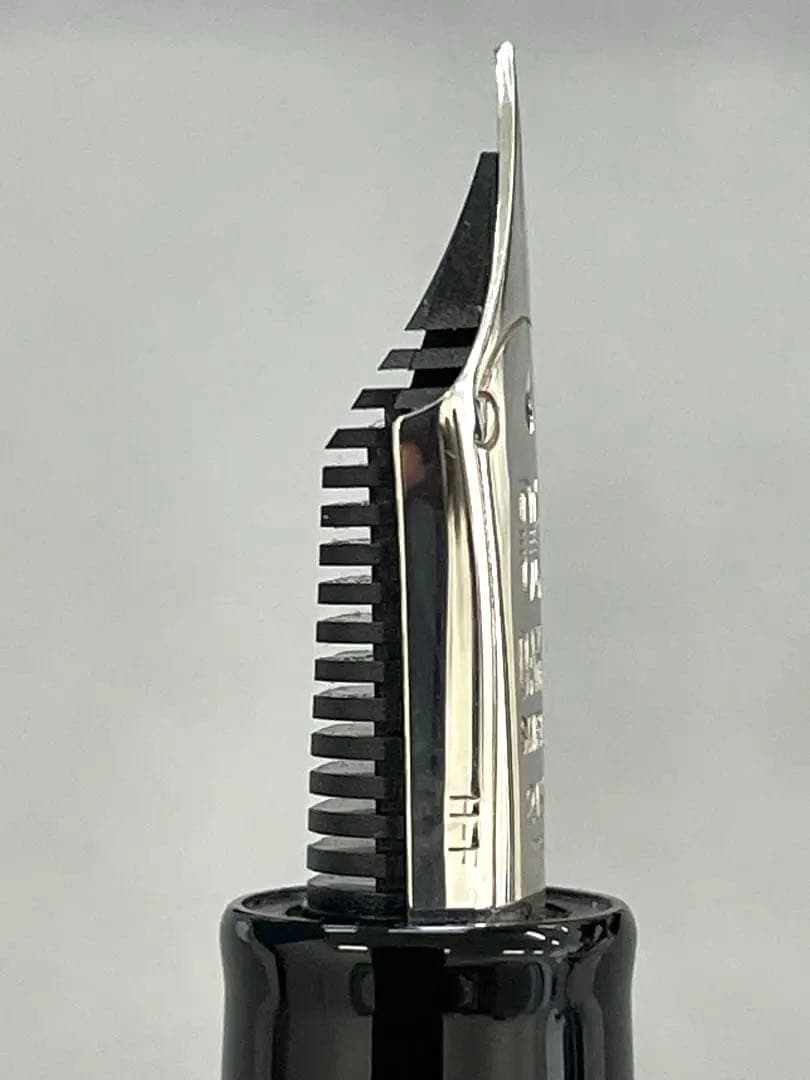 【未使用】DAKS ダックス アプレイド万年筆 ブルー