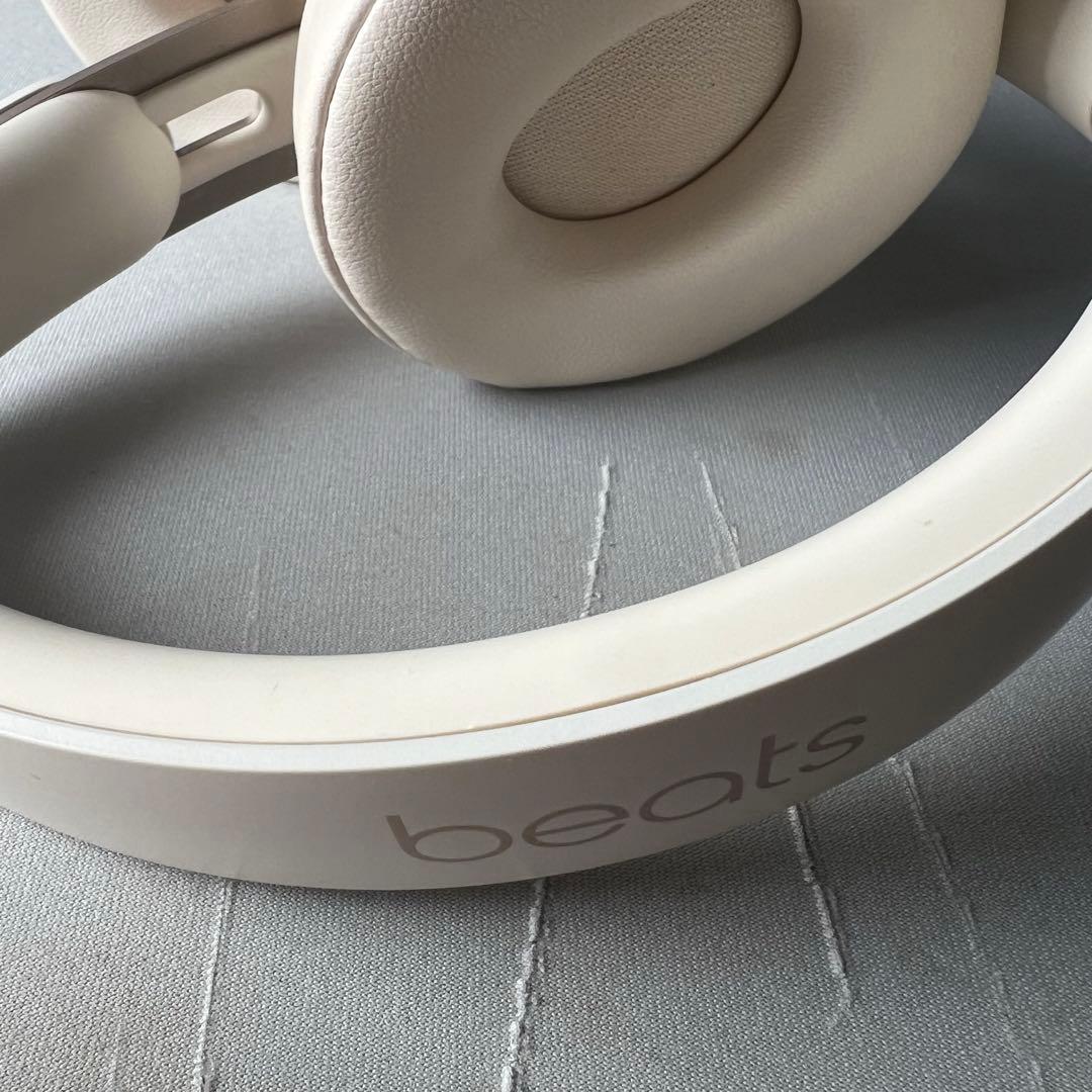 値下げ対応可】Beats Solo Pro ワイヤレスヘッドホン ホワイト値下げ