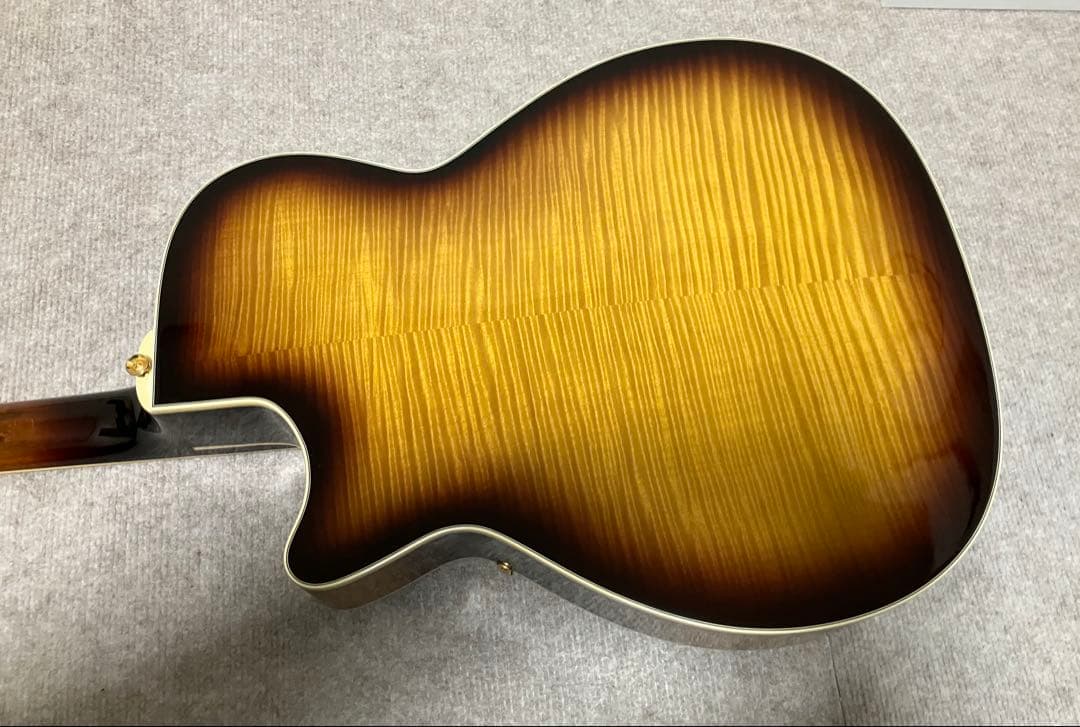 フルアコ　Staffordスタッフォード ギター ※要確認事項あり。