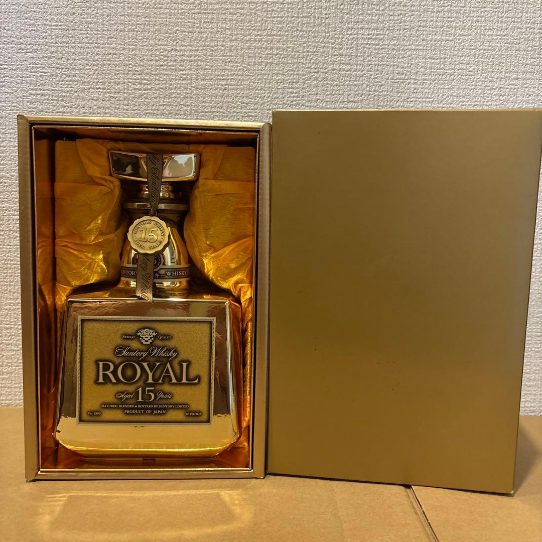 ＜非売品＞　サントリーウイスキーローヤルプレミアム15年　ゴールドボトル　（2） サントリーウイスキー ローヤル プレミアム 15年〈限定非売品