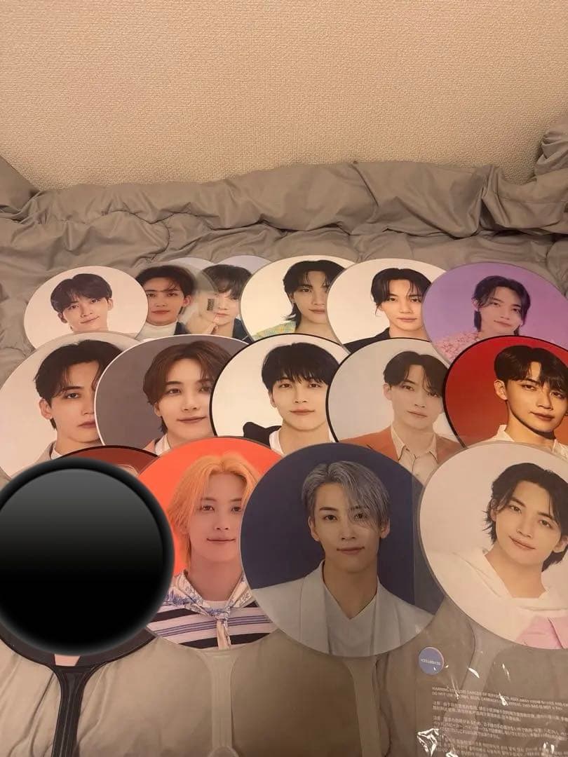 seventeen セブチ　ジョンハン　うちわ　15枚セット seventeen セブチ ジョンハン うちわ 15枚セット 2025年最新