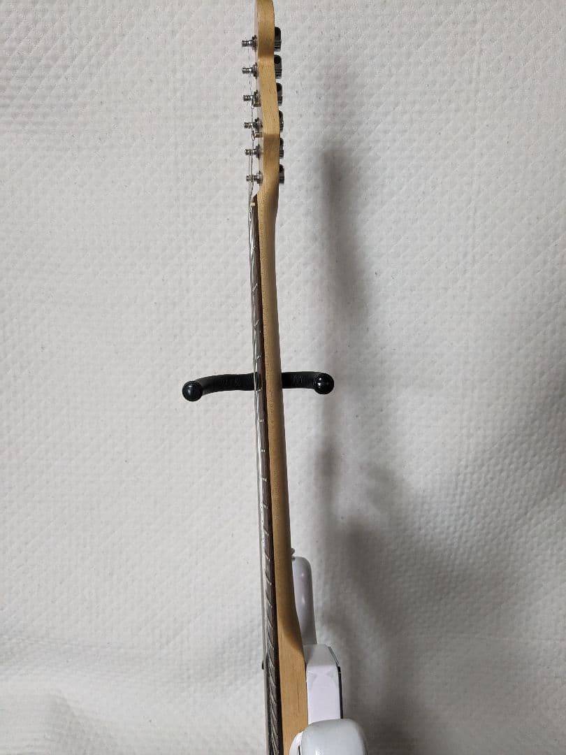 バスカーズ、エレキギター、ホワイト