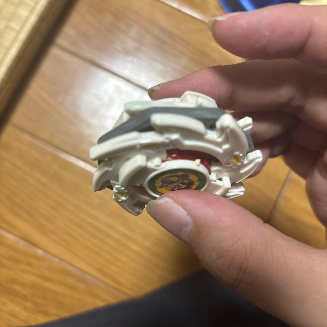 ベイブレード　スタジアム＋ベイ10個セット【ブラックドランザーチップなし】