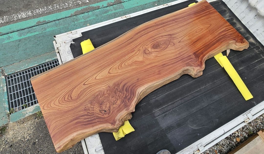 く*ぷ様 欅　瘤杢　一枚板　ダイニング　テーブル　カウンター