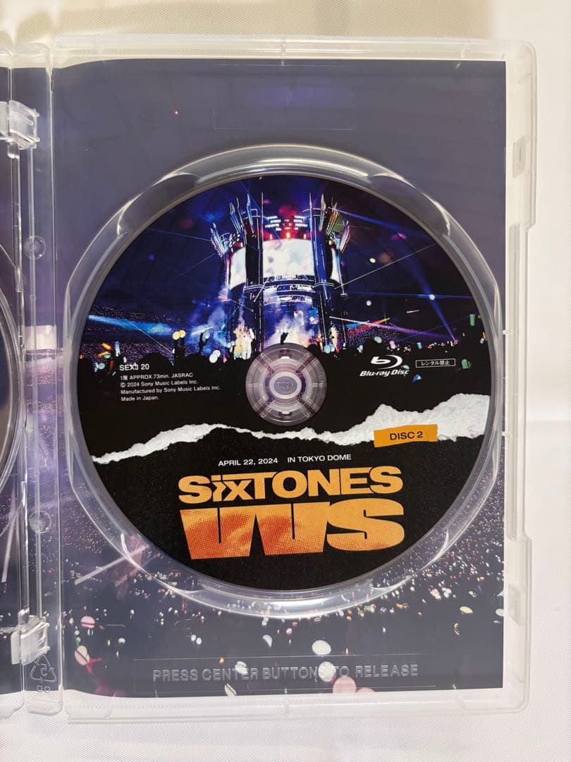 SixTONES「慣声の法則 in DOME」「VVS」「YOUNG OLD」 - メルカリ