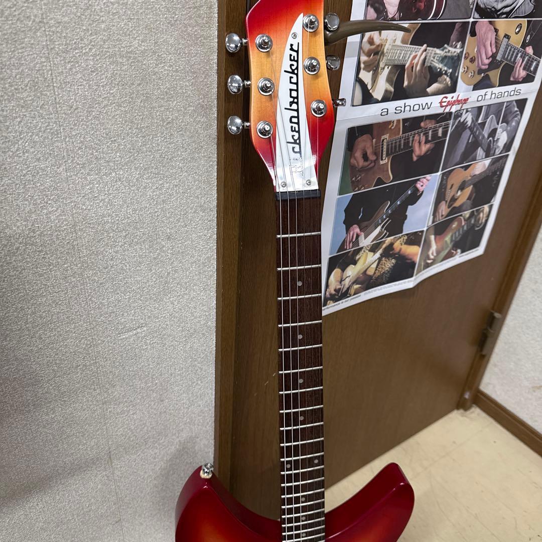 Rickenbacker 330 タイプ エレキギター レッドグラデーション