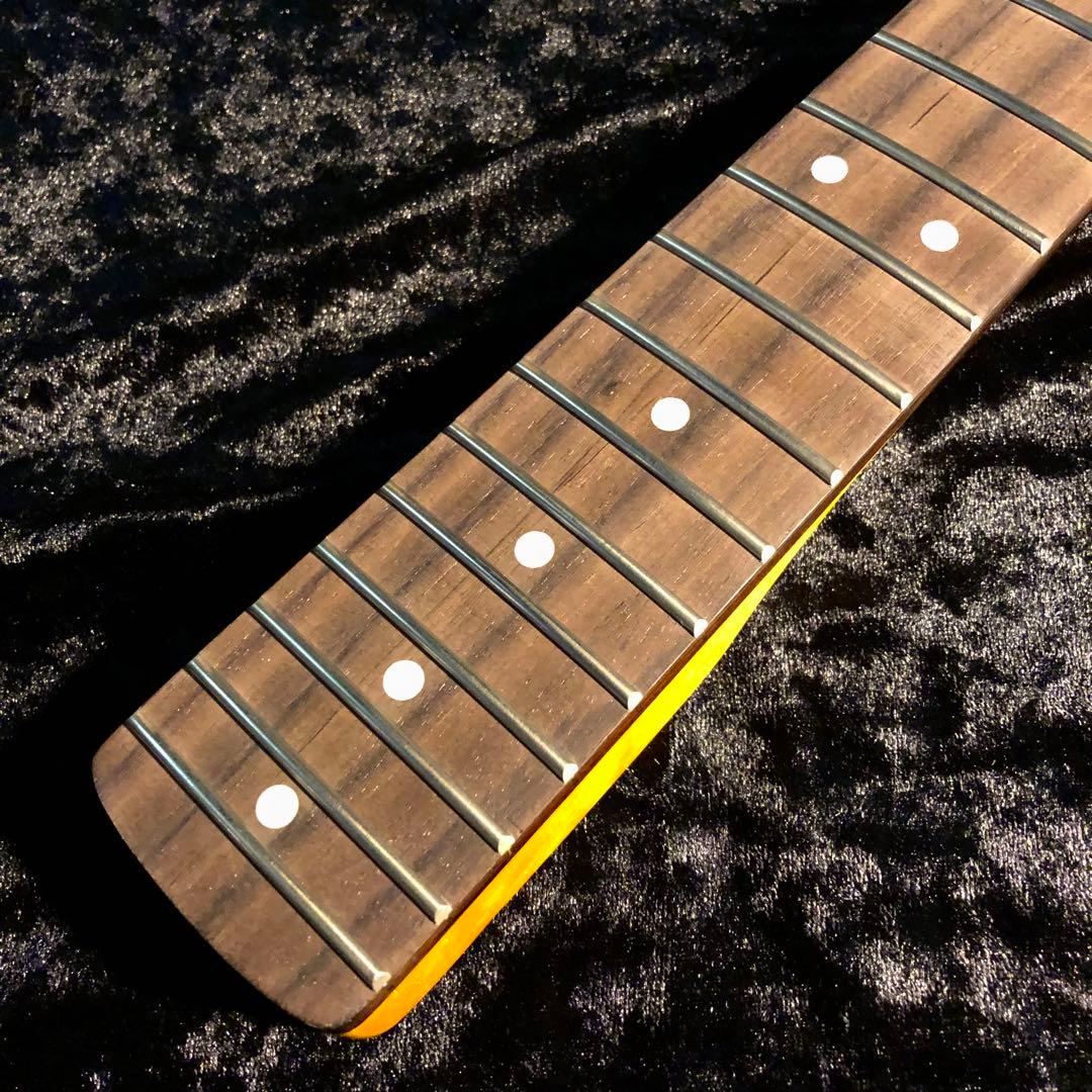 カナダ産フレイムメイプル エレキギター ネック ストラトキャスター